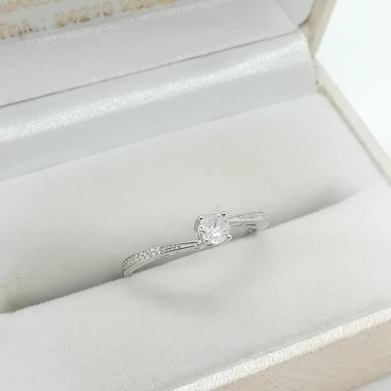 ΑΣΗΜΕΝΙΟ ΔΑΧΤΥΛΙΔΙ μονόπετρο